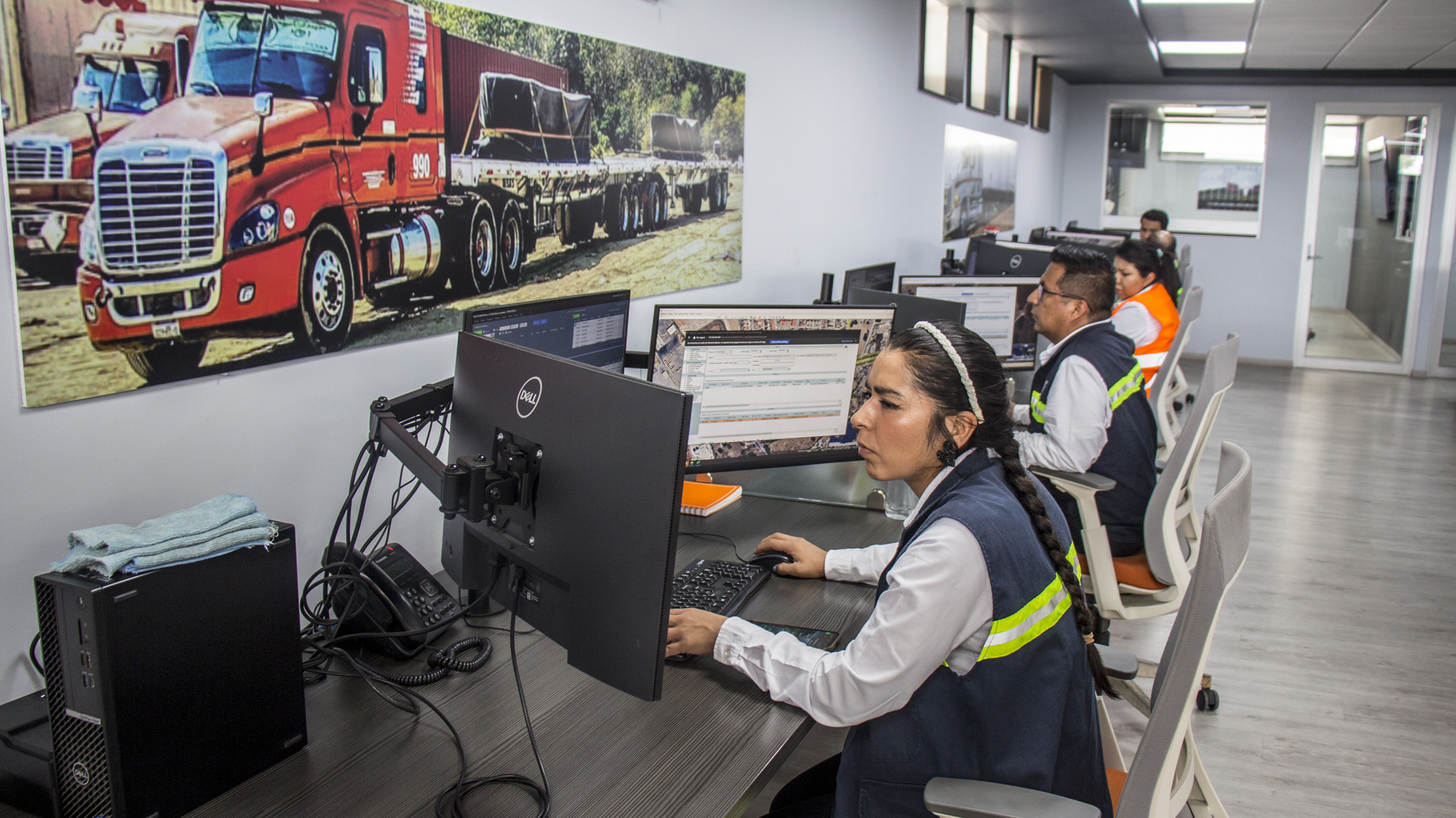 Worldwide freight services